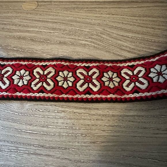 Red Burst 1960s fabric - Picture 2 of 7